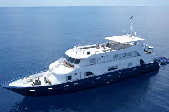 Infiniti - Tubbataha Reef Liveaboard Trip