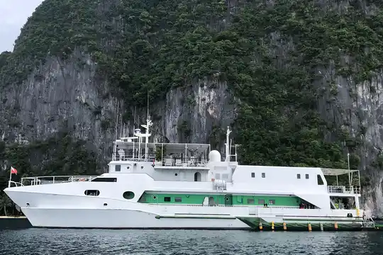 Stella Maris Explorer - Tubbataha Liveaboard Trip